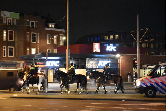 Veel ME op straat na ernstige rellen