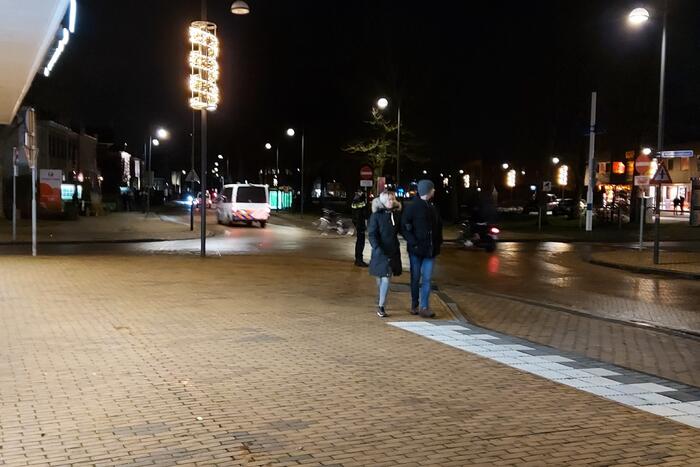 Politie sluit het centrum hermetisch af