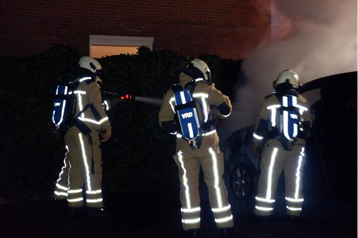 Auto verwoest door brand