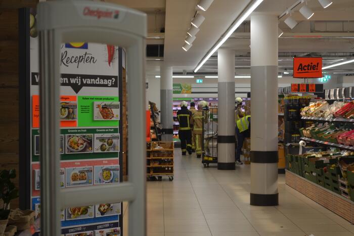 Onderzoek naar vermoedelijke brand in supermarkt