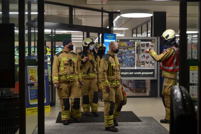Onderzoek naar vermoedelijke brand in supermarkt