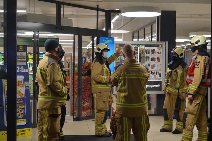 Onderzoek naar vermoedelijke brand in supermarkt