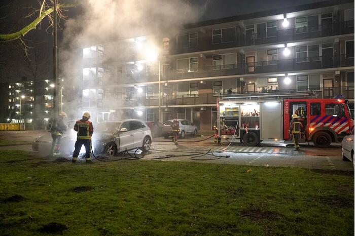 Zoveelste autobrand tijdens avondklok