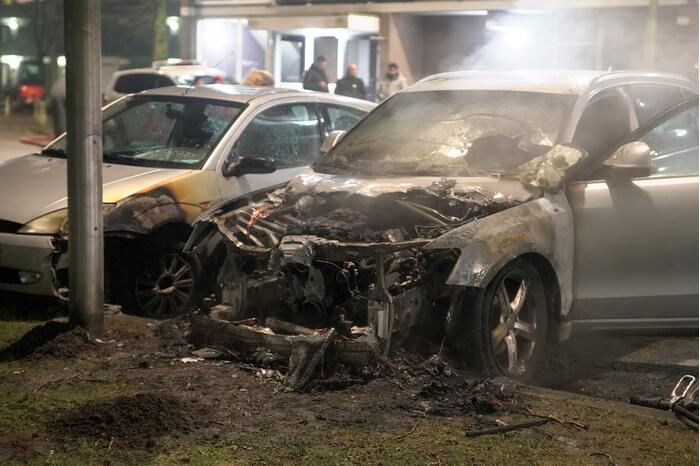 Zoveelste autobrand tijdens avondklok