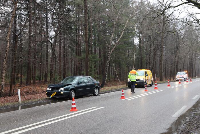 Automobilist botst vol op voorganger