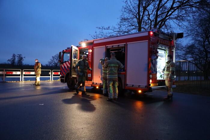 Stapel pallets in brand gestoken