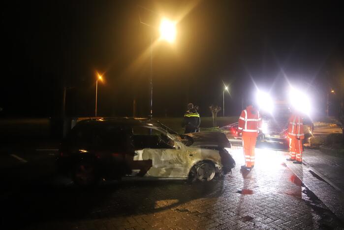 Postpakketten verwoest door brand in bestelbussen