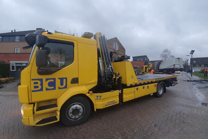 Postpakketten verwoest door brand in bestelbussen