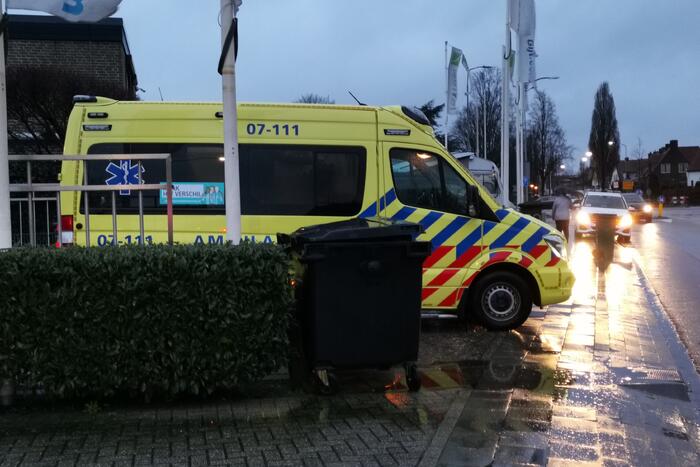 Fietser aangereden op rotonde