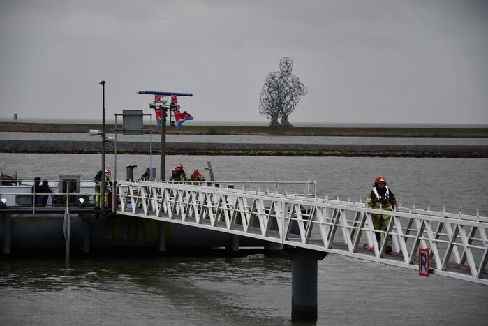 Brand op binnenvaartsschip