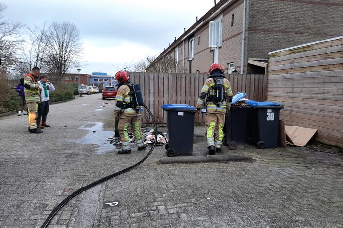 Kliko met papier gaat in vlammen op