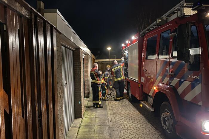 Berg rommel in brand gestoken