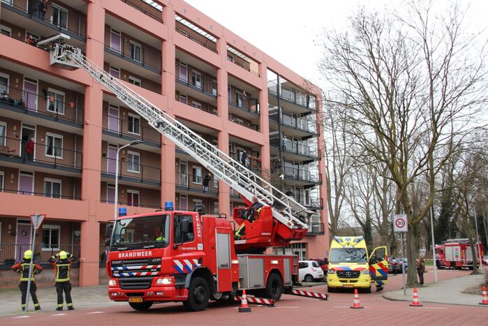 Straat afgezet voor inzet brandweer