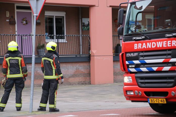 Straat afgezet voor inzet brandweer