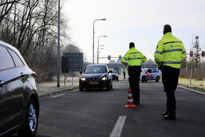Grote politiemacht tijdens koffiedrinken' op Zwitsal Terrein