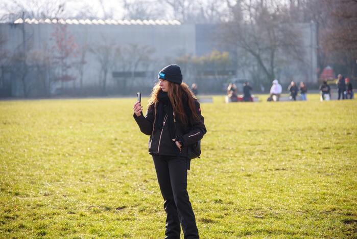 Grote politiemacht tijdens koffiedrinken' op Zwitsal Terrein