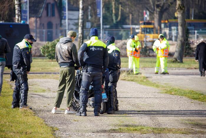 Grote politiemacht tijdens koffiedrinken' op Zwitsal Terrein