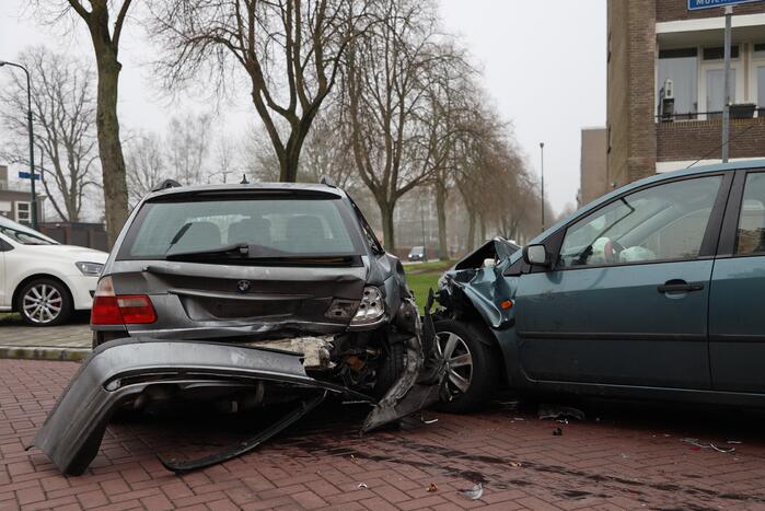 Meerdere voertuigen met elkaar in botsing