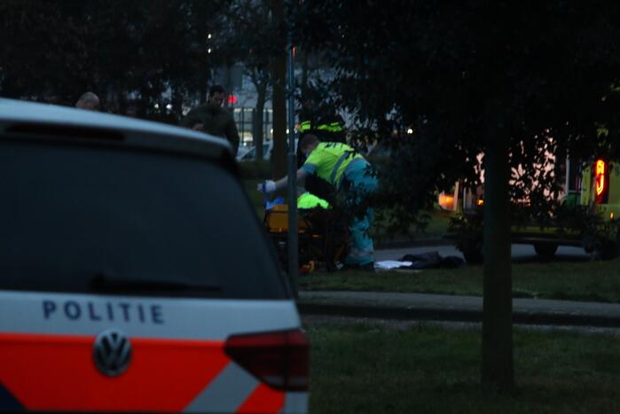 Voetganger aangereden op oversteekplaats