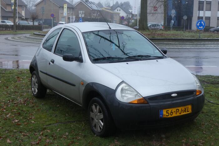 Fietser gewond na ongeval op rotonde