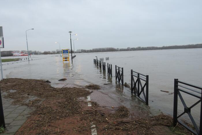 Rijkswaterstaat maakt zich klaar voor hoogwater