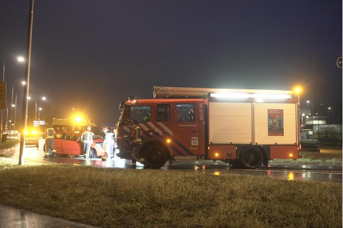 Veel schade bij frontale aanrijding