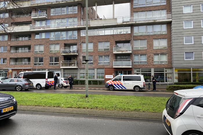 Politie valt woning binnen na melding