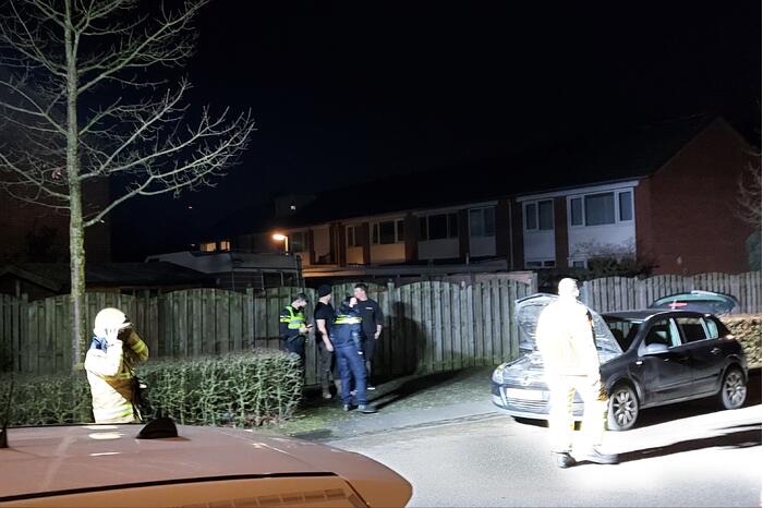 Brand onder motorkap tijdens rijden