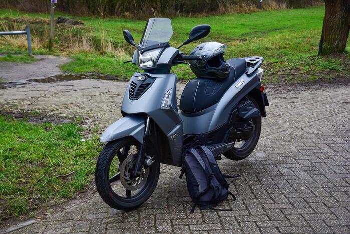 Hardloper aangereden door scooterrijder