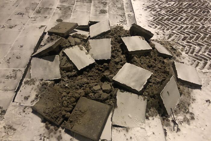 Stoep komt spontaan omhoog