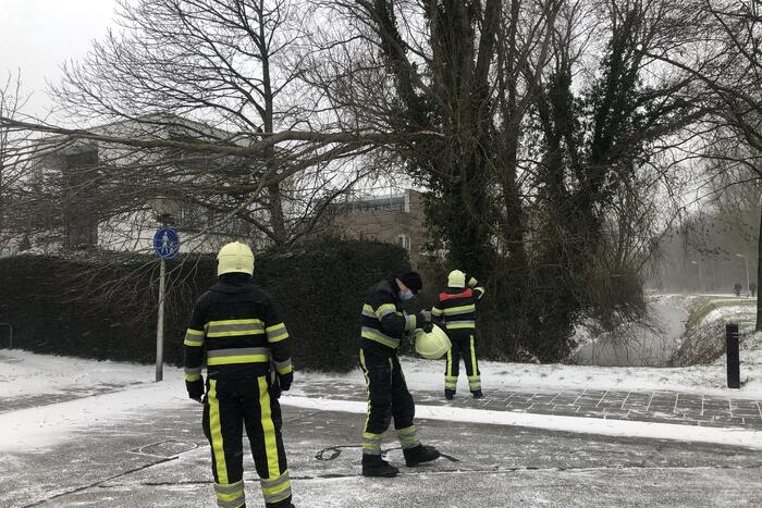 Tak breek af door harde wind