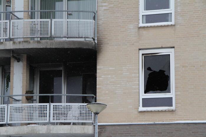 Vrouw overleden bij brand in appartement