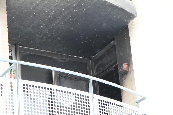 Vrouw overleden bij brand in appartement