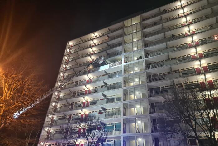 Flatwoning verwoest door uitslaande brand