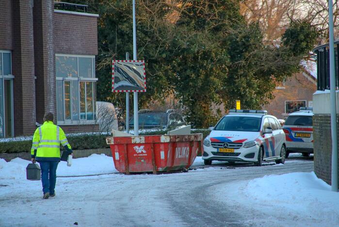 Politie ontdekt kwekerij in Serviceflat Cronestein