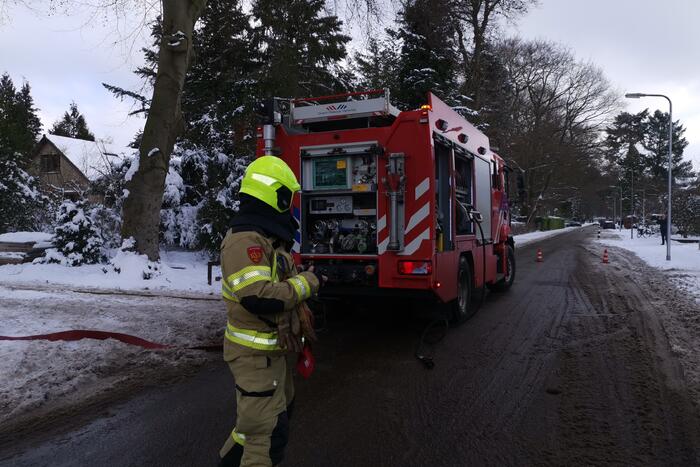 Veel rook bij brand in schuur