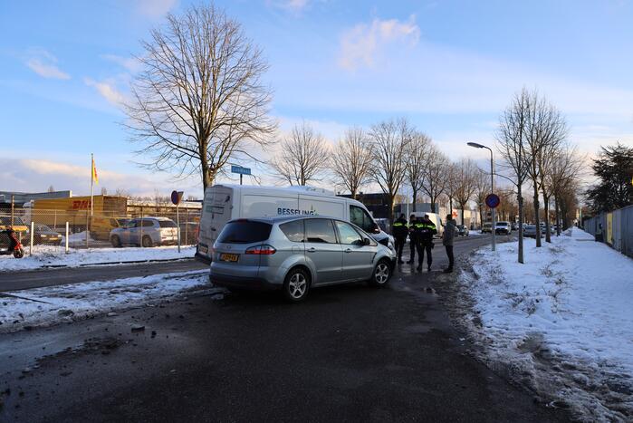 Botsen op kruising bedrijventerrein De Hoef
