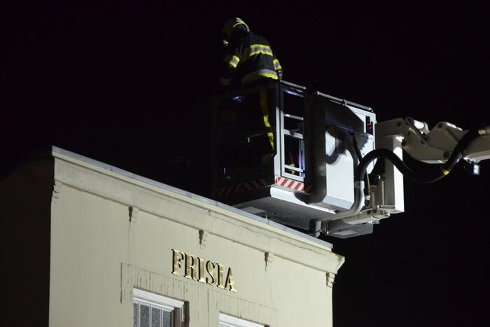 Brandweer doet onderzoek naar schoorsteenbrand
