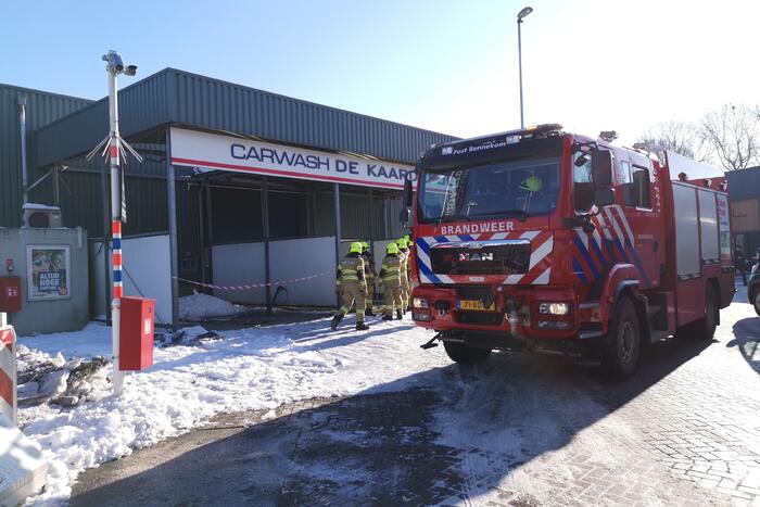 Carwash gesloten door ingestort dak