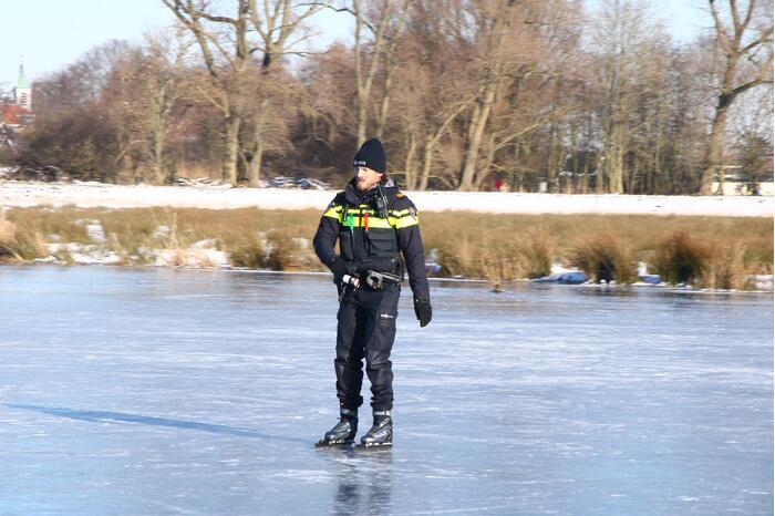 Veerplas zeer druk met schaatsers
