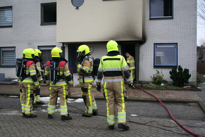 Veel schade bij uitslaande woningbrand