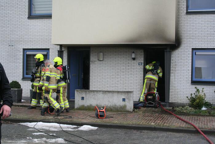 Veel schade bij uitslaande woningbrand