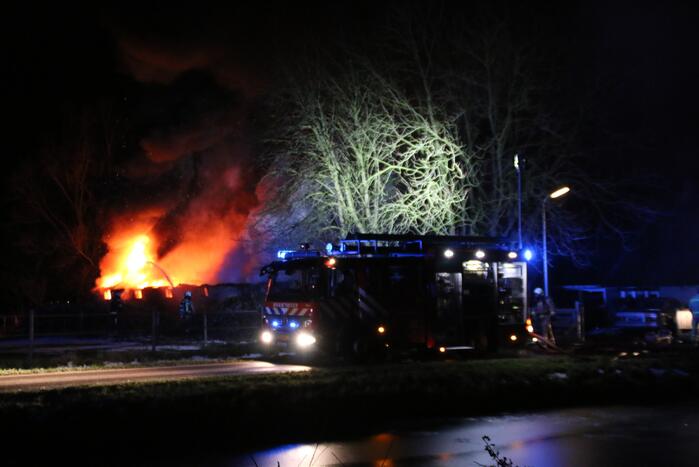 Uitslaande brand in schuur