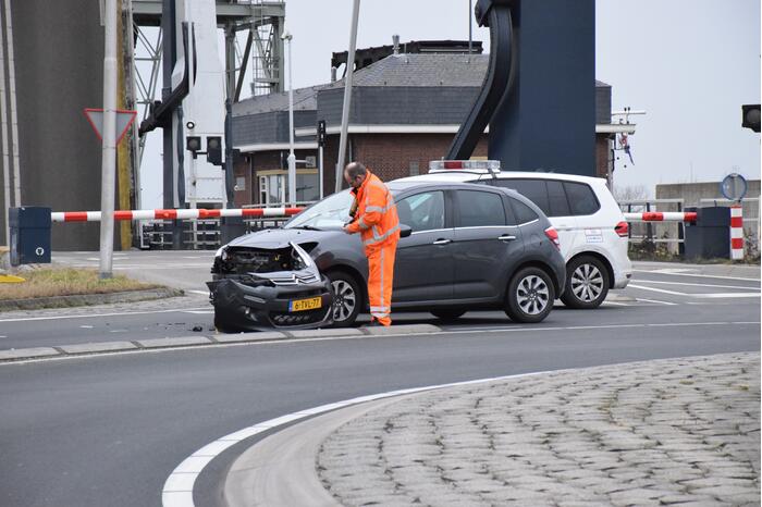 Auto flink beschadigd na ongeval