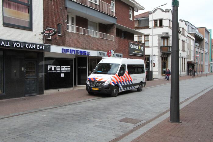 Hennepkwekerij ontdekt bij inval Finesse Exclusive Lounge