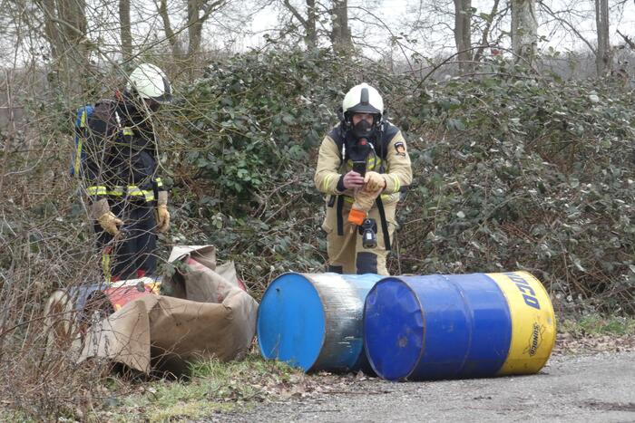 Onderzoek naar gedumpte vaten