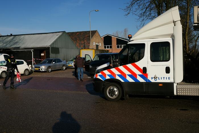Drugslab in loods achter woning gevonden
