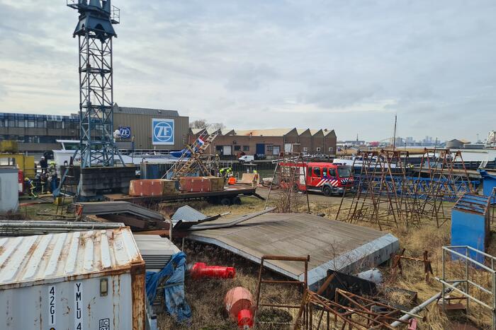 Brand in machinekamer van schip