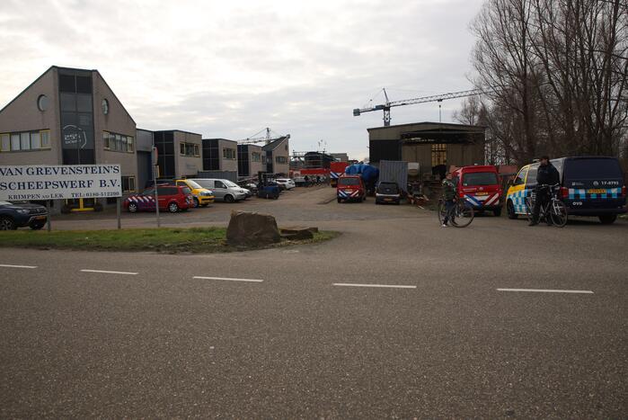 Brand in machinekamer van schip