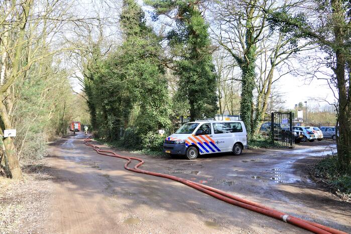Woning Tom Coronel ontruimd door brand bij buren